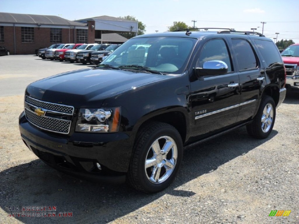 Chevrolet Tahoe Black 2011