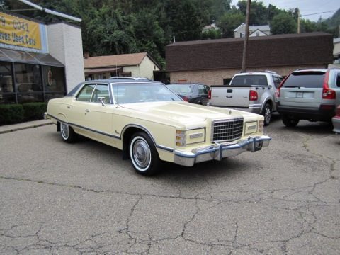 Cream 1977 Ford LTD Landau 4 Door Pillared Hardtop Cream 1977 Ford LTD Landau 4 Door Pillared Hardtop
