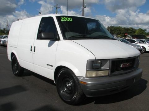 Ivory White 2000 GMC Safari Commercial