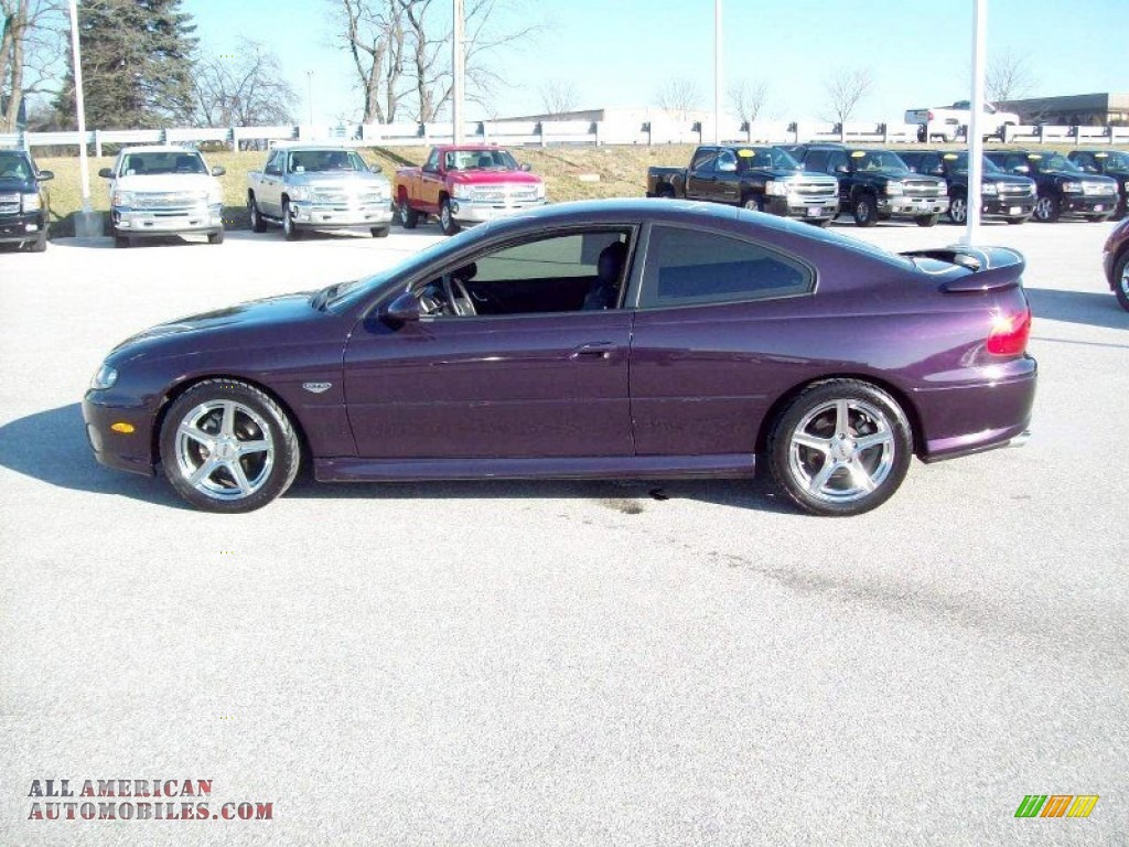 2004 Pontiac GTO Coupe in Cosmos Purple Metallic photo #12 - 293217