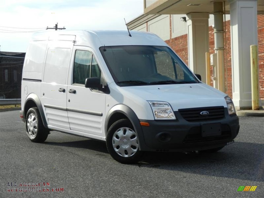 2010 Ford Transit Connect XL Cargo Van in Frozen White photo 32