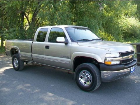 Light Pewter Metallic 2002 Chevrolet Silverado 2500 LS Extended Cab