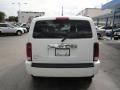 Dodge Nitro SLT Stone White photo #4 Dodge Nitro SLT Stone White photo #4
