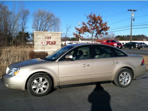 Light French Silk Metallic 2006 Mercury Montego Luxury