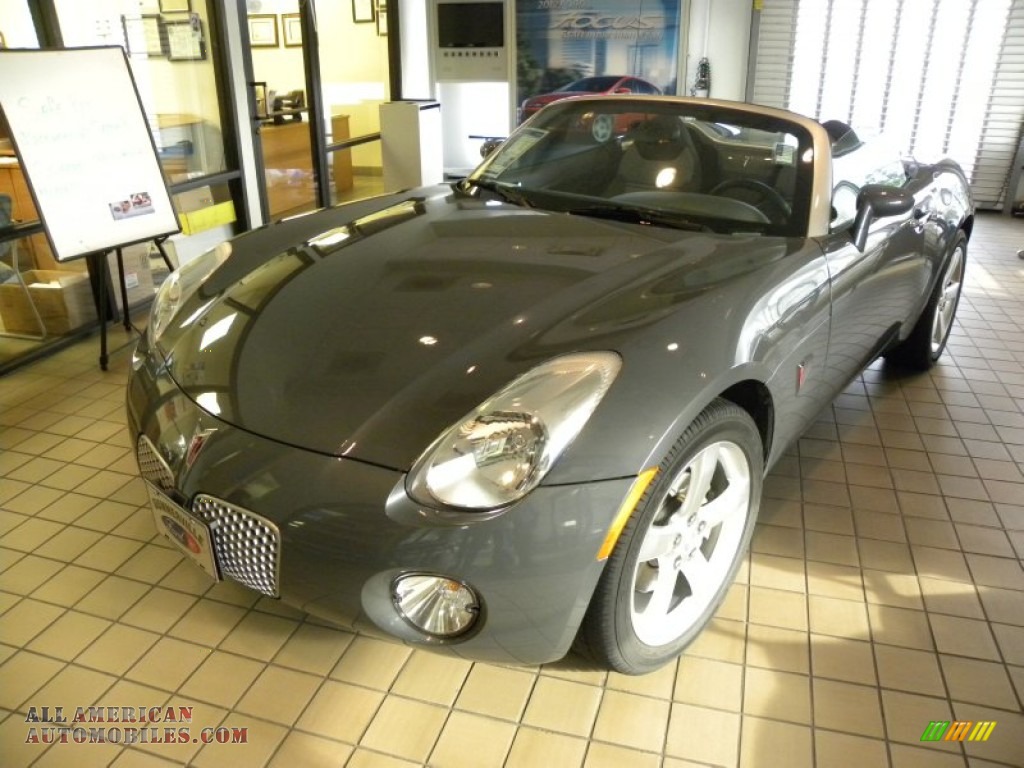 Sly Gray / Ebony/Sand Pontiac Solstice Roadster Sly Gray / Ebony/Sand Pontiac Solstice Roadster