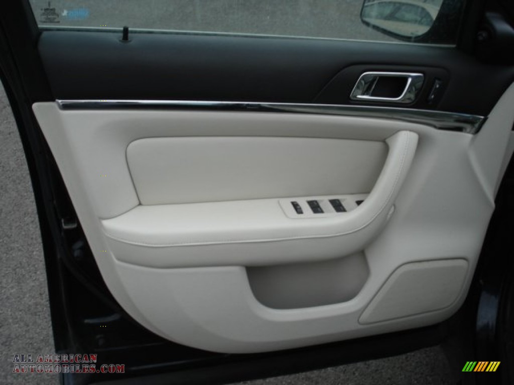 2009 MKS Sedan - Dark Ink Blue Metallic / Cashmere photo #12 2009 MKS Sedan - Dark Ink Blue Metallic / Cashmere photo #12