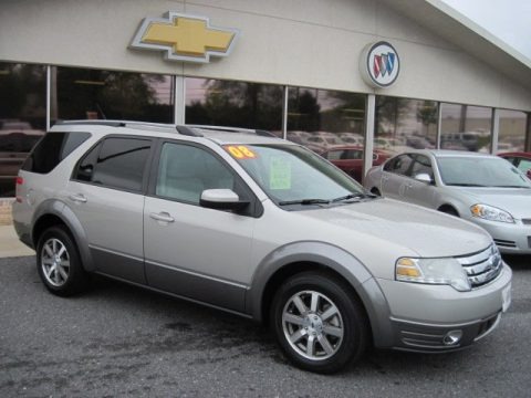 Silver Birch Metallic 2008 Ford Taurus X SEL Silver Birch Metallic 2008 Ford Taurus X SEL
