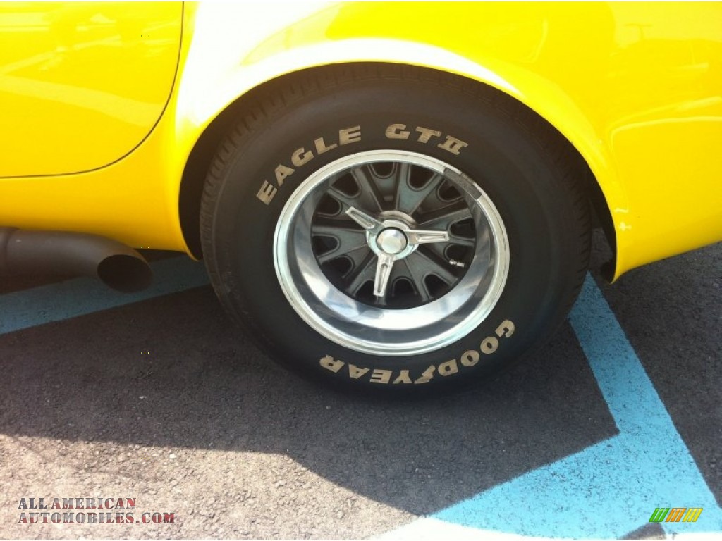 1965 Cobra Superformance Roadster - Yellow / Black photo #25