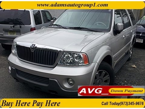 Cashmere Tri-Coat 2004 Lincoln Navigator Luxury 4x4