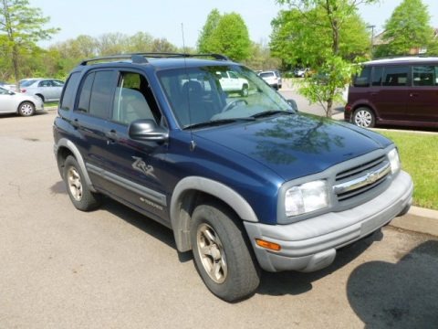 Indigo Blue Metallic 2003 Chevrolet Tracker ZR2 4WD Hard Top