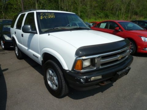 Summit White 1996 Chevrolet Blazer LS 4x4