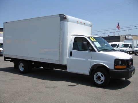 Summit White 2005 GMC Savana Cutaway 3500 Commercial Moving Truck Summit White 2005 GMC Savana Cutaway 3500 Commercial Moving Truck