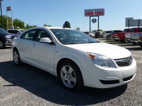 Cream White 2008 Saturn Aura XE 3.5 Cream White 2008 Saturn Aura XE 3.5