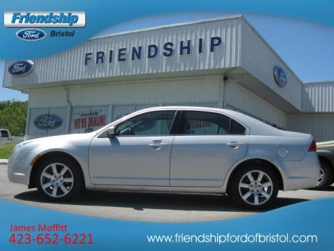 Brilliant Silver Metallic 2010 Mercury Milan V6 Premier