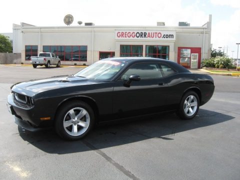 Brilliant Black Crystal Pearl Coat 2009 Dodge Challenger SE Brilliant Black Crystal Pearl Coat 2009 Dodge Challenger SE