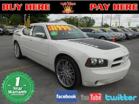 Cool Vanilla 2006 Dodge Charger SE