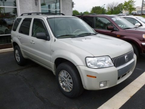 Oxford White 2007 Mercury Mariner Luxury 4WD Oxford White 2007 Mercury Mariner Luxury 4WD