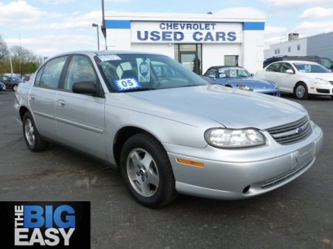Galaxy Silver Metallic 2005 Chevrolet Classic 