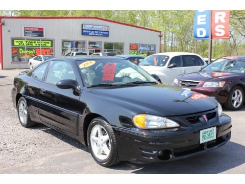 Black 2004 Pontiac Grand Am GT Coupe Black 2004 Pontiac Grand Am GT Coupe