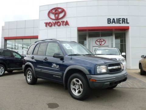 Indigo Blue Metallic 2003 Chevrolet Tracker ZR2 4WD Hard Top
