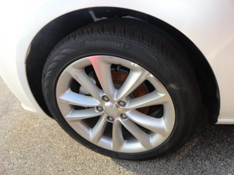 White Diamond Tricoat 2012 Buick Verano FWD White Diamond Tricoat 2012 Buick Verano FWD
