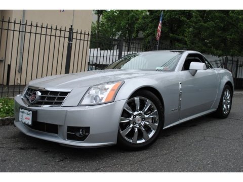 Radiant Silver 2009 Cadillac XLR Platinum Roadster Radiant Silver 2009 Cadillac XLR Platinum Roadster