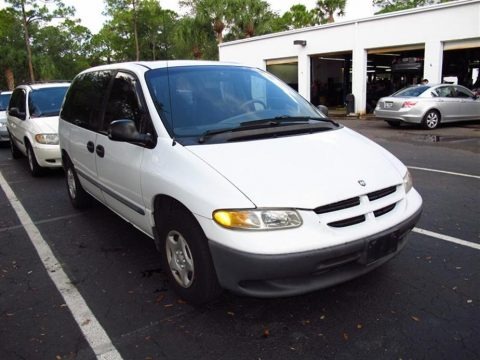 Bright White 1999 Dodge Caravan Bright White 1999 Dodge Caravan