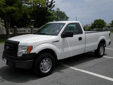 Oxford White 2010 Ford F150 XL Regular Cab