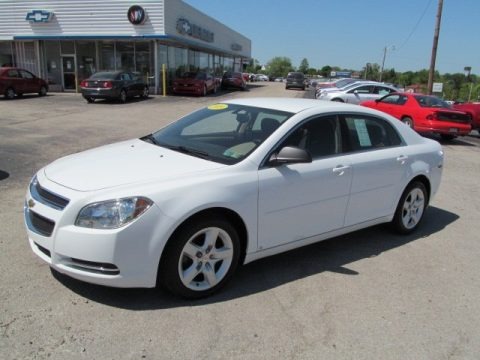 Summit White 2009 Chevrolet Malibu LS Sedan Summit White 2009 Chevrolet Malibu LS Sedan
