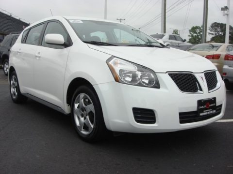 Ultra White 2009 Pontiac Vibe Ultra White 2009 Pontiac Vibe