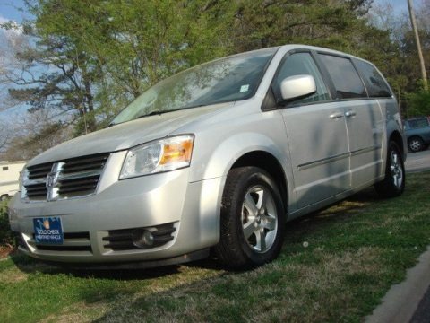 Bright Silver Metallic 2008 Dodge Grand Caravan SXT Bright Silver Metallic 2008 Dodge Grand Caravan SXT