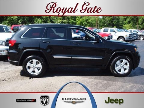 Brilliant Black Crystal Pearl 2012 Jeep Grand Cherokee Laredo 4x4 Brilliant Black Crystal Pearl 2012 Jeep Grand Cherokee Laredo 4x4