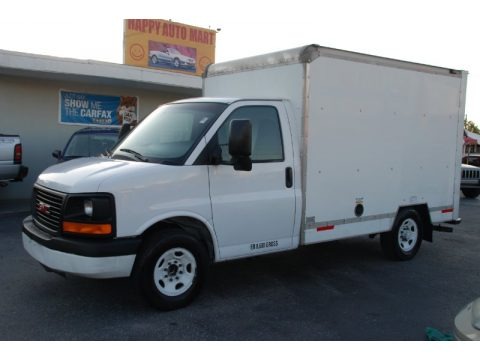 Summit White 2003 GMC Savana Cutaway 3500 Commercial Moving Truck Summit White 2003 GMC Savana Cutaway 3500 Commercial Moving Truck