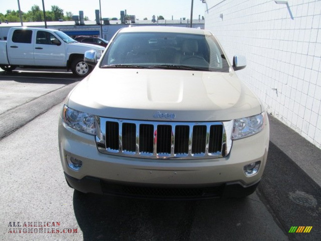 2011 Jeep Grand Cherokee Laredo X Package In White Gold Metallic Photo