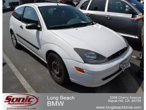 Cloud 9 White 2004 Ford Focus ZX3 Coupe