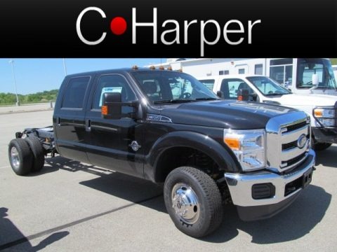 Black 2012 Ford F350 Super Duty XLT Crew Cab 4x4 Chassis Black 2012 Ford F350 Super Duty XLT Crew Cab 4x4 Chassis