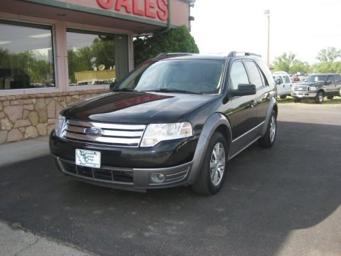 Black 2008 Ford Taurus X SEL AWD