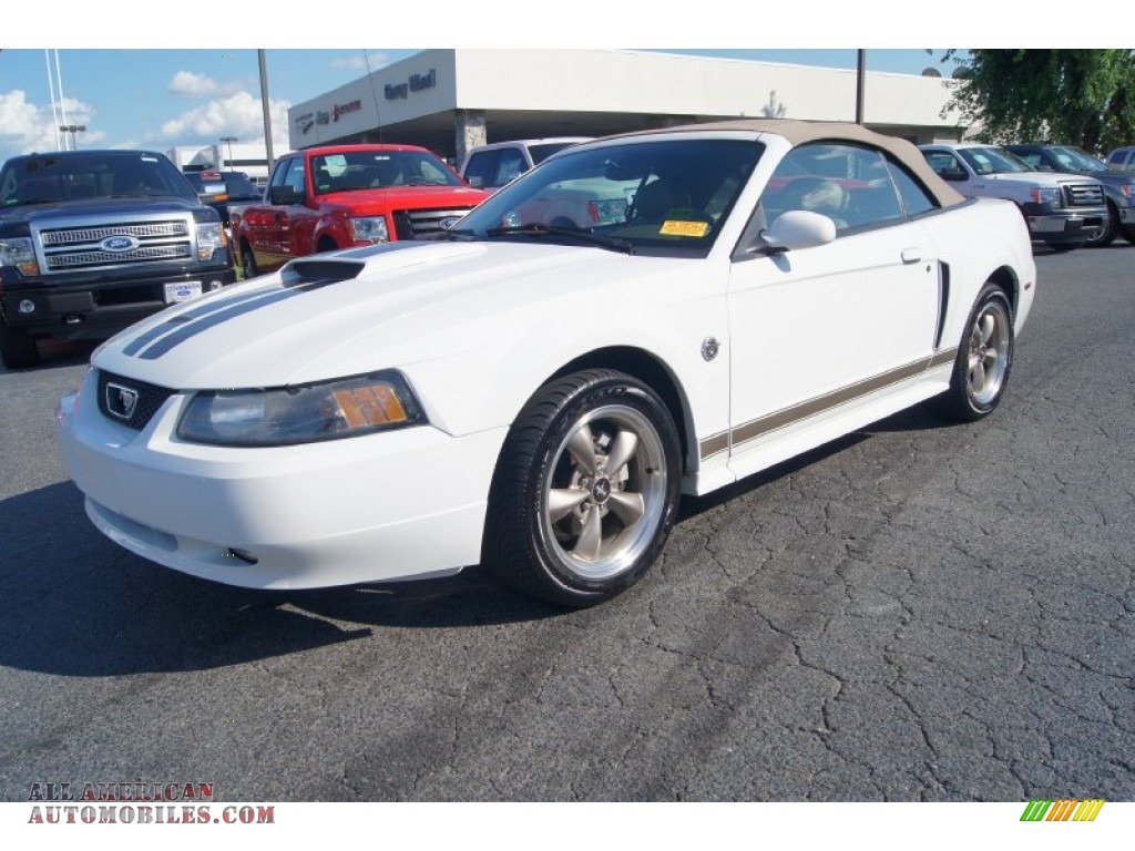 2004 Mustang GT Convertible - Oxford White / Medium Parchment photo #6