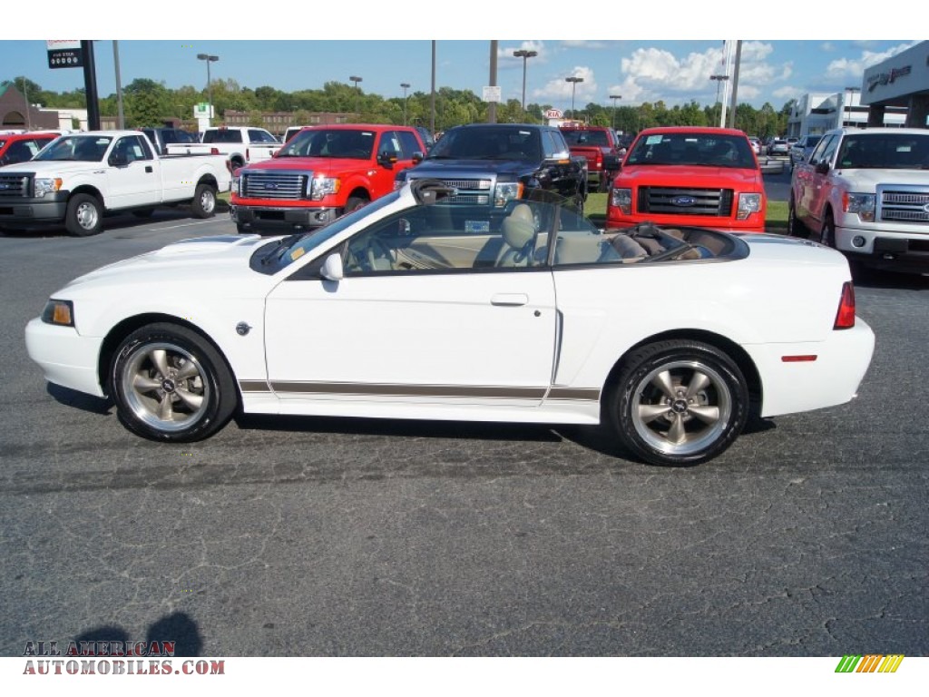 2004 Mustang GT Convertible - Oxford White / Medium Parchment photo #19
