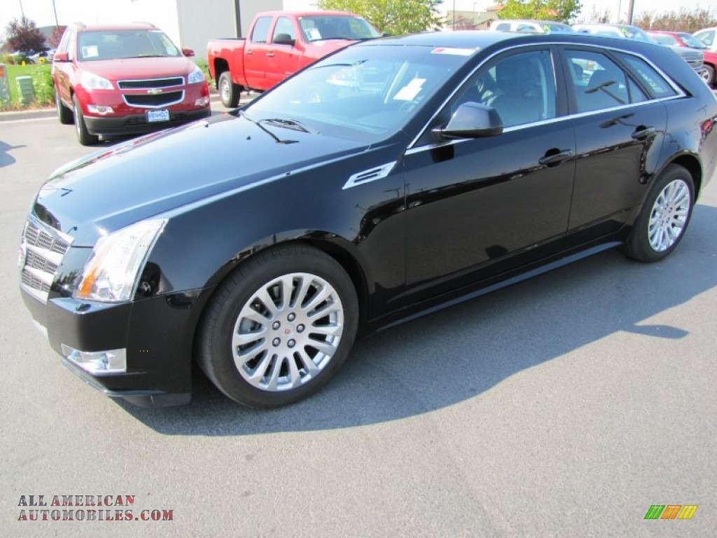 2010 Cadillac CTS 4 3.6 AWD Sport Wagon in Black Raven photo 2