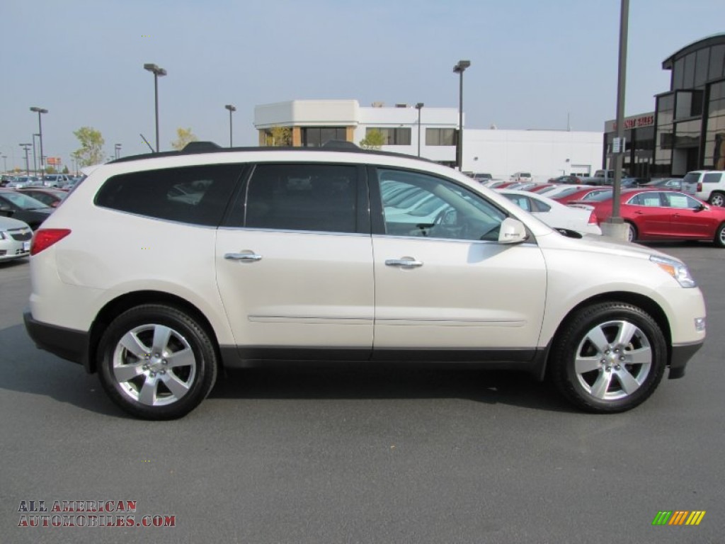 2012 Chevrolet Traverse LTZ AWD in White Diamond Tricoat photo #6