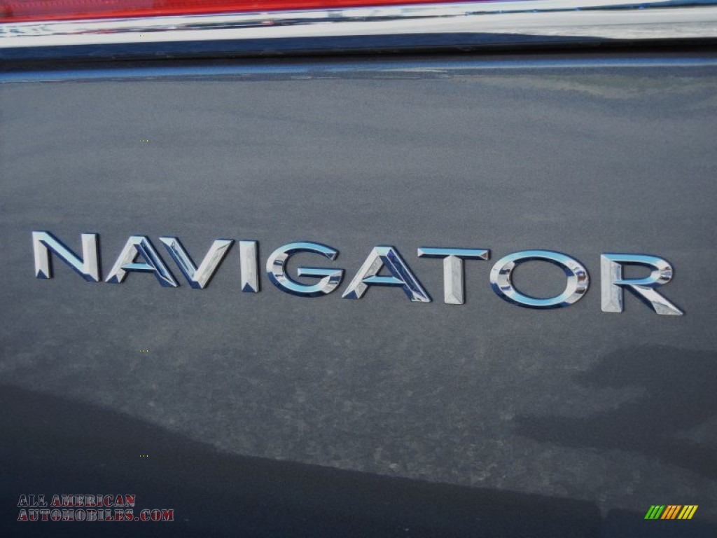 2013 Navigator 4x2 - Sterling Grey Metallic / Charcoal Black photo #4