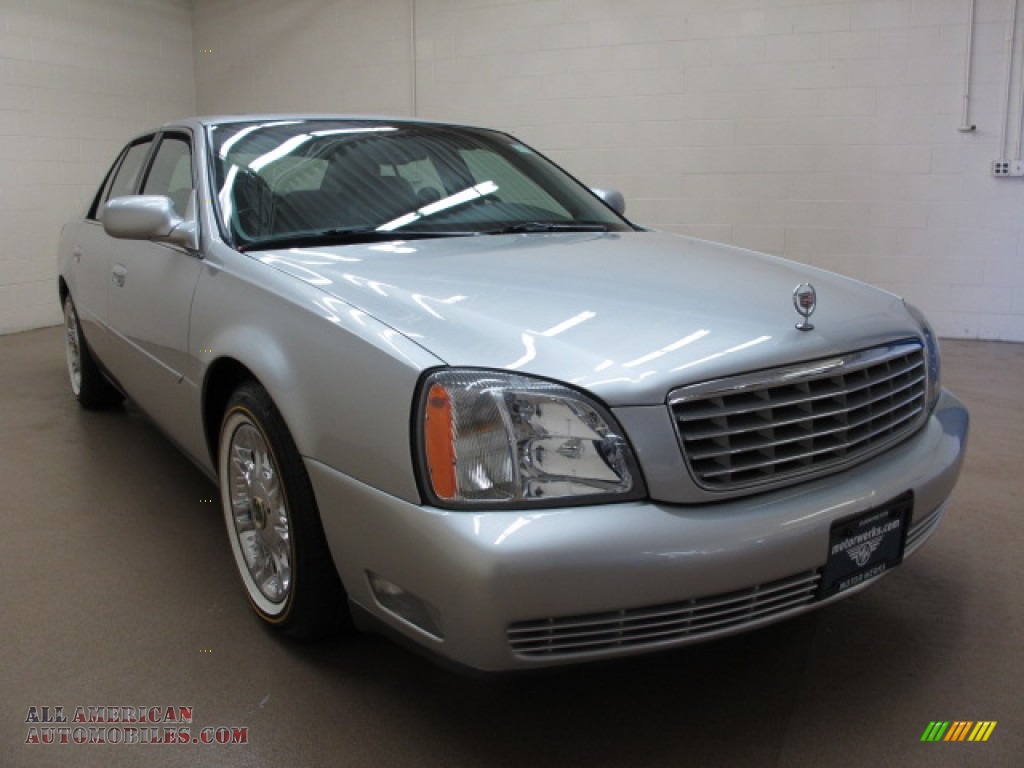 2005 Cadillac DeVille Sedan in Light Platinum 202963 All American