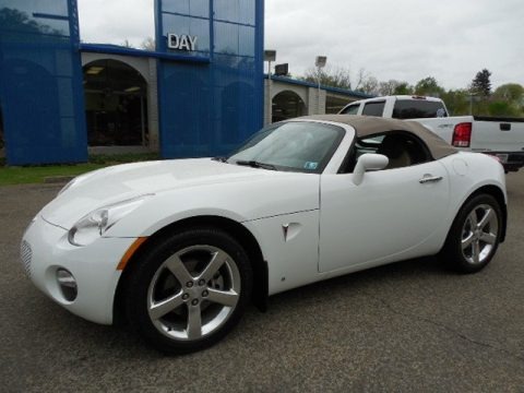 Pure White 2007 Pontiac Solstice Roadster