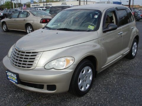 Linen Gold Metallic Pearl 2006 Chrysler PT Cruiser Touring