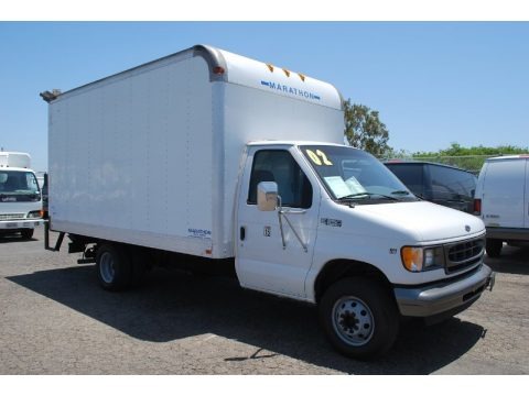 Oxford White 2002 Ford E Series Cutaway E350 Commercial Moving Truck Oxford White 2002 Ford E Series Cutaway E350 Commercial Moving Truck