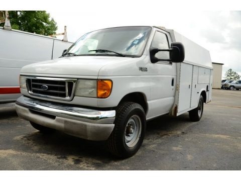 Oxford White 2004 Ford E Series Cutaway E350 Commercial Utility Truck Oxford White 2004 Ford E Series Cutaway E350 Commercial Utility Truck