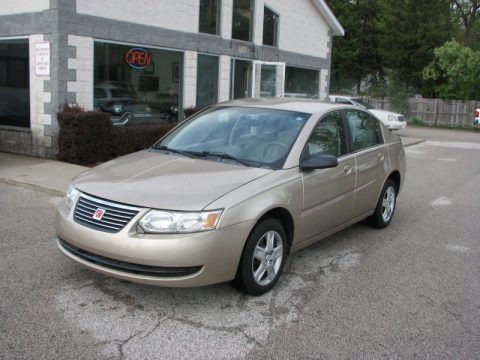 Golden Cashmere 2006 Saturn ION 2 Sedan Golden Cashmere 2006 Saturn ION 2 Sedan