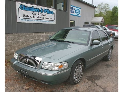 Light Tundra Metallic 2006 Mercury Grand Marquis GS