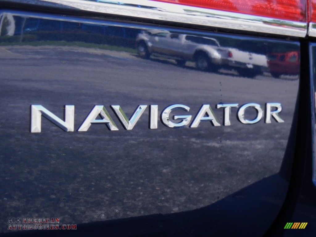 2013 Navigator 4x2 - Midnight Sapphire Metallic / Stone photo #4
